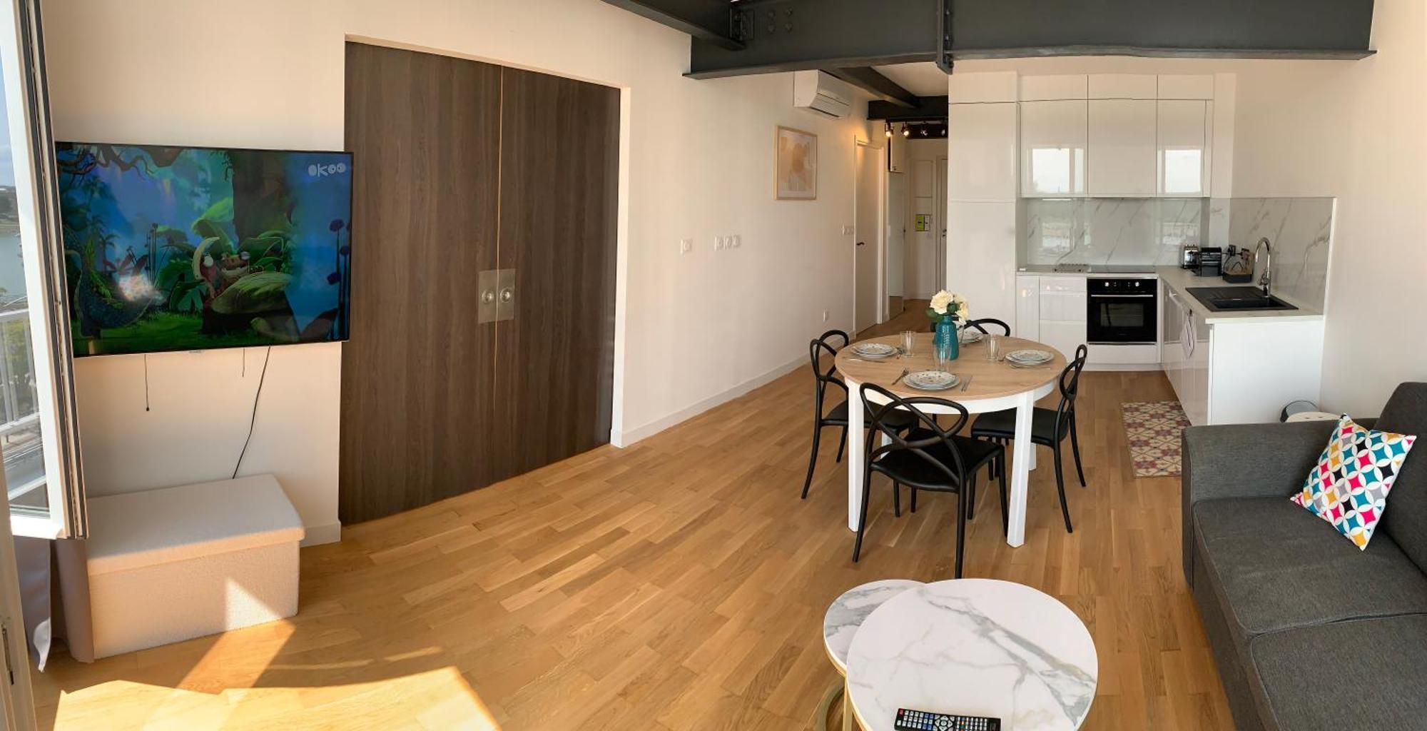 Neuf, Vue Sur Saone Apartment *
