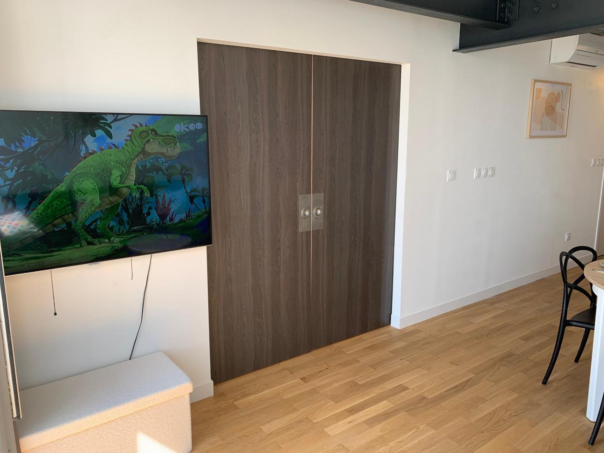 Neuf, Vue Sur Saone Appartement